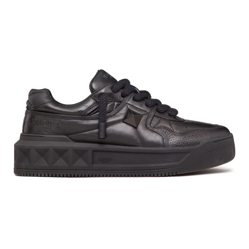 Valentino One Stud XL – Black